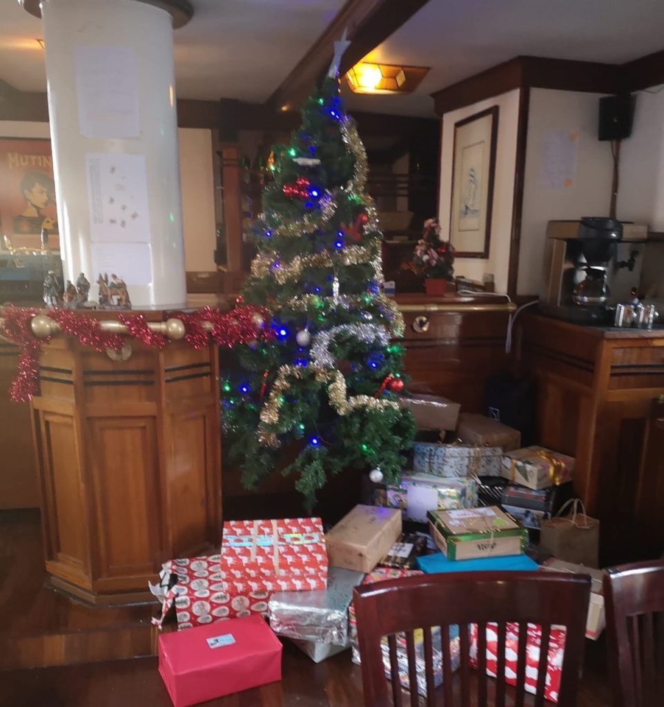 Christmas tree aboard the Thalassa: School at Sea